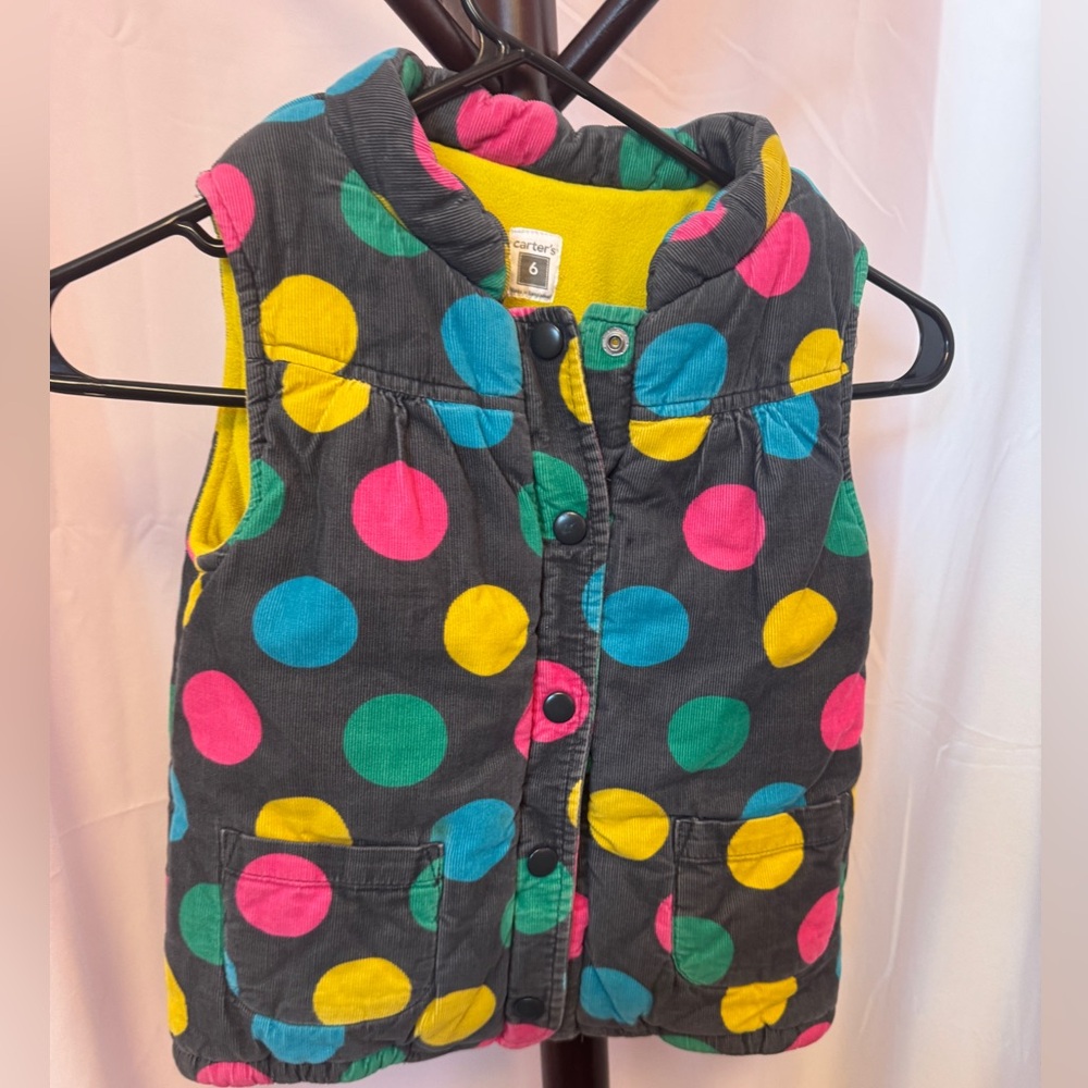 Girls vest size 6